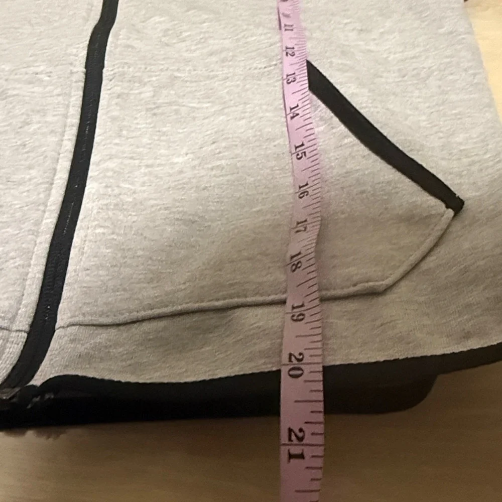 The North Face Light Gray and Black Zip-Up Hoodie - Picture 6 of 7